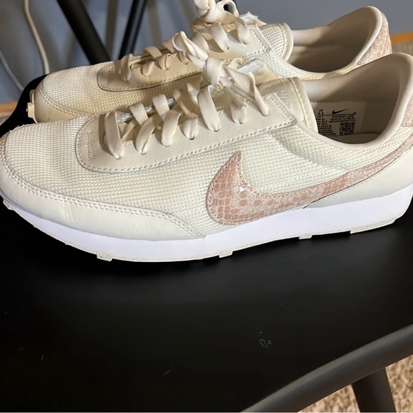 Neutral Nikes - Picture 1 of 3